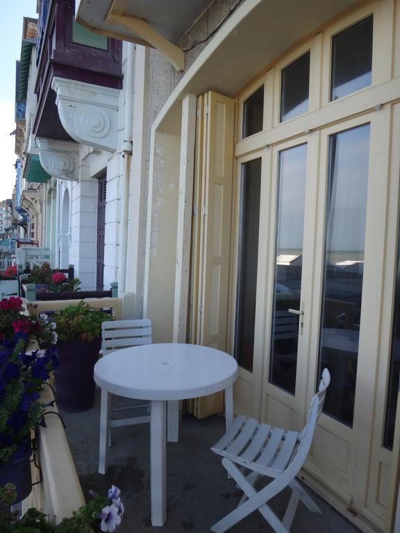 Appartement Beau studio, front de mer - RDC à Mers-les-Bains Extérieur photo
